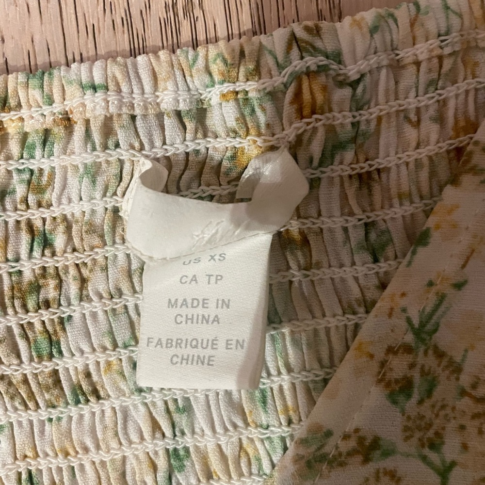 H&M Floral Ruched Top - Picture 4 of 7